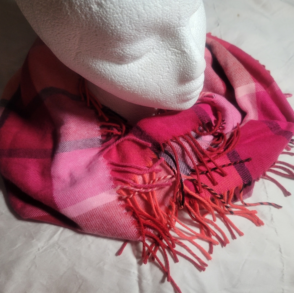 Infinity Pink Plaid Super Soft Acrylic